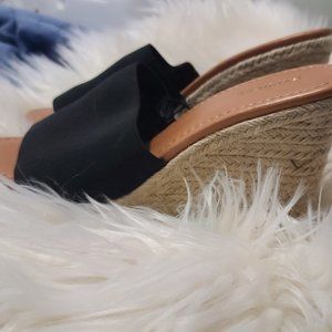 Express Wedge Sandals